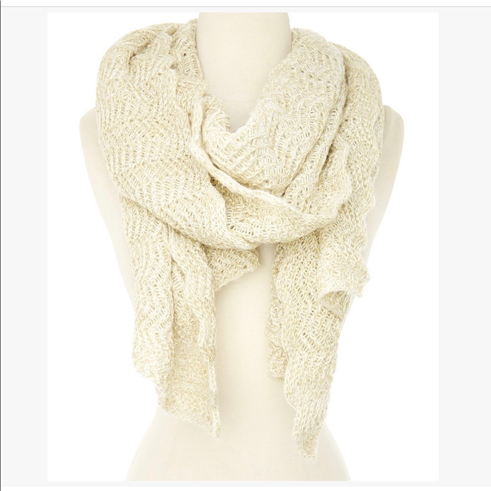 Barrington | Ivory and Gold Weave Knit Scarf - Picture 2 of 5